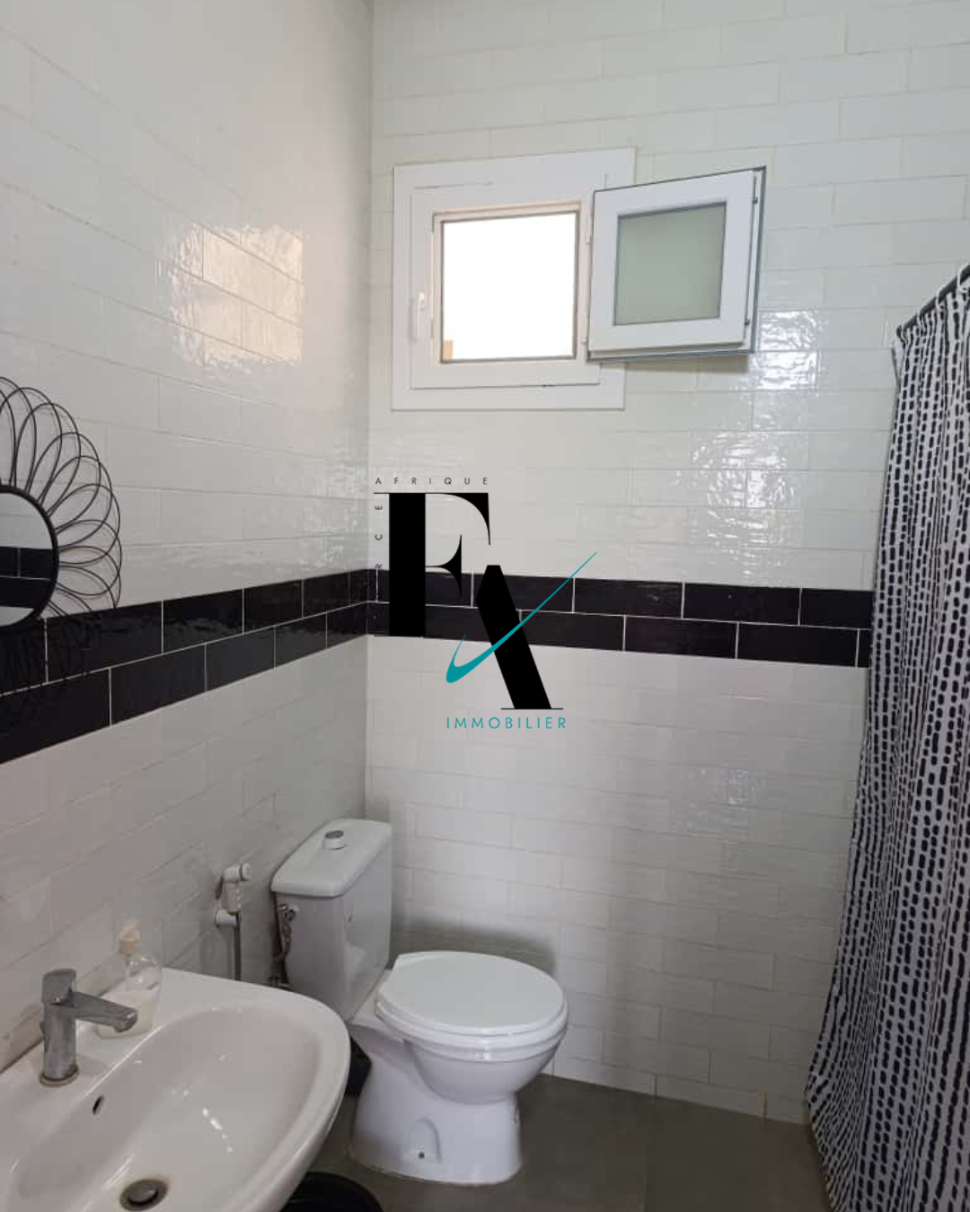 Publication Instagram processus créatif étapes peinture vidéo moderne élégant coloré (13)