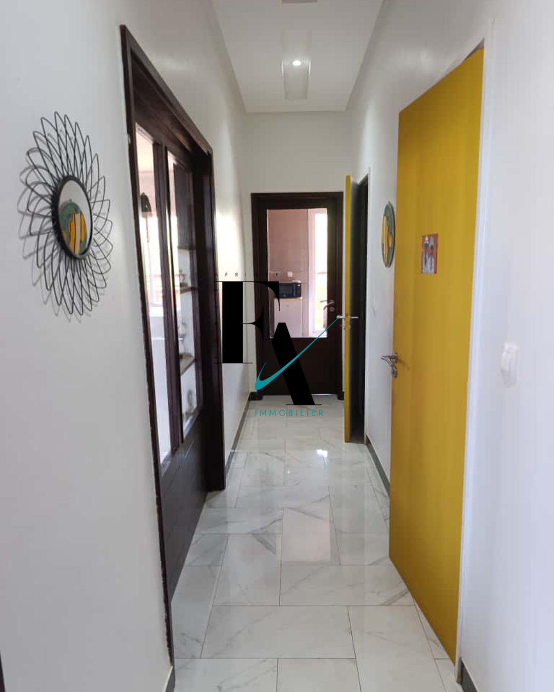 Publication Instagram processus créatif étapes peinture vidéo moderne élégant coloré (8)