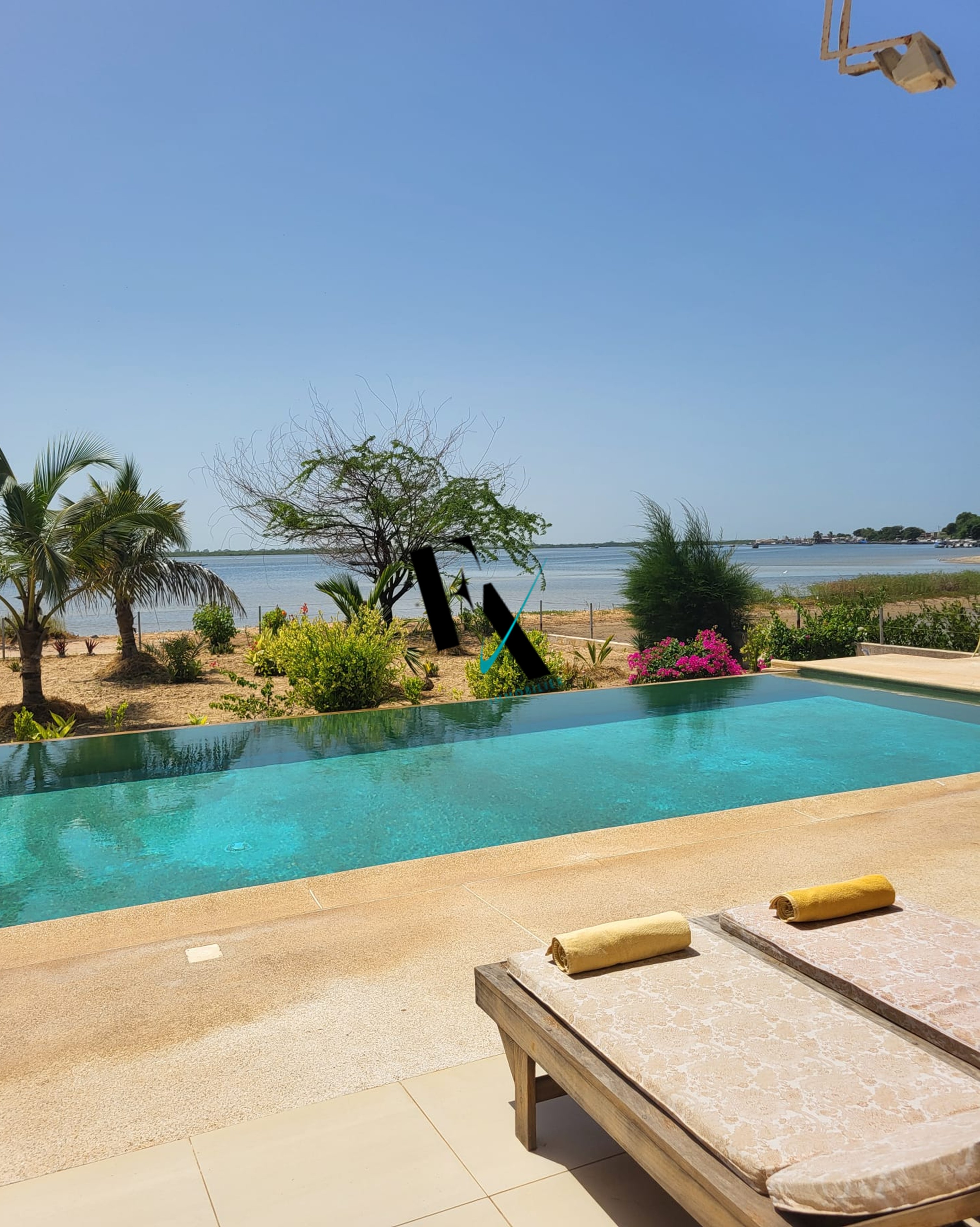 Villa pieds dans l’eau à vendre – Ndangane, Sine Saloum